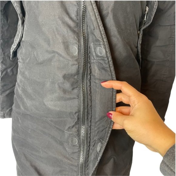 ARITZIA TNA Women's Black Faux Fur Hooded Waterproof Long Parka SizeXS Pre-Owned - Picture 2 of 15